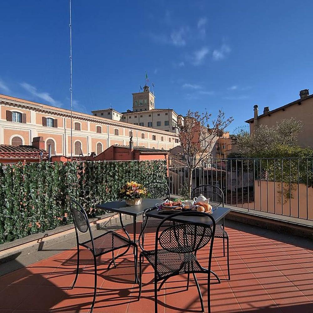Trevi Palace Luxury 4* Roma