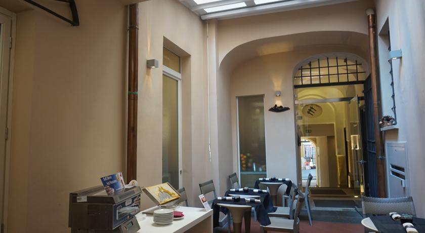 Trevi Palace Luxury Hotel