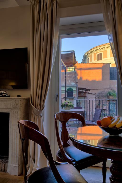 Hotel Trevi Palace Luxury Roma