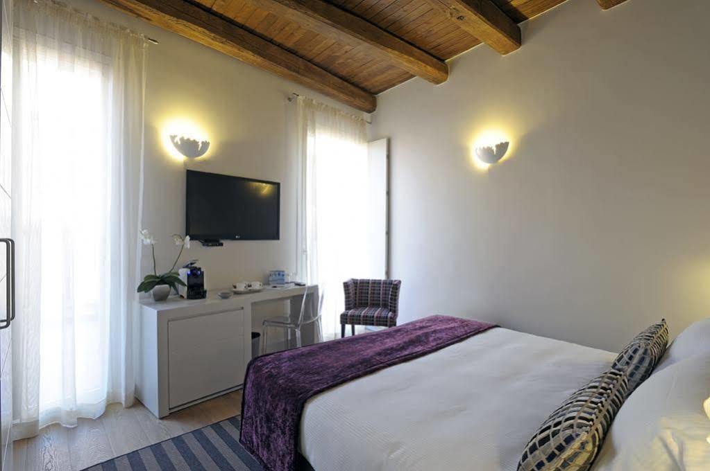 Hotel Trevi Palace Luxury 4*